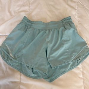 Lululemon hotty hot short 4” blue